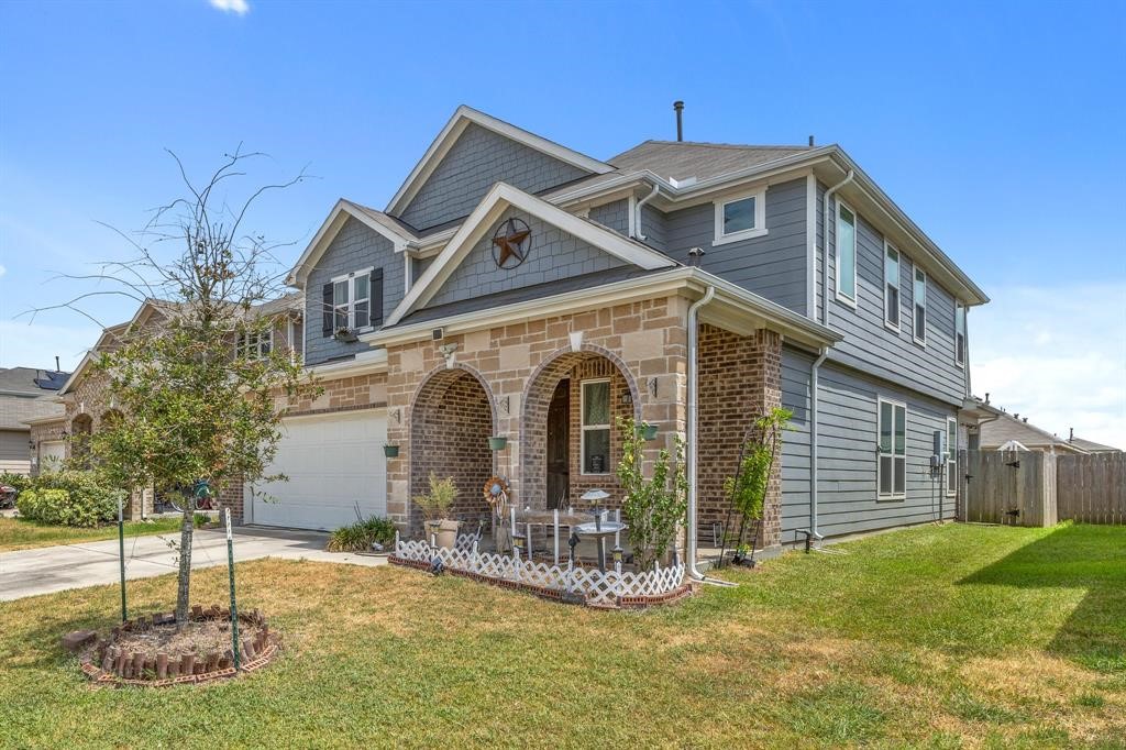 2635 Oakwood Bluff Trail , Houston, TX, 77038 | 31817925 | Realty Texas LLC