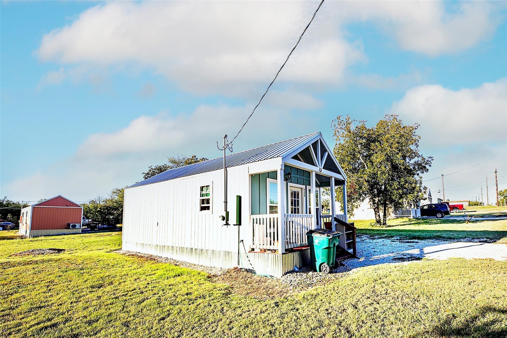 504 Green Street, Bowie, TX, 76230 | 20543833 | Realty Texas LLC