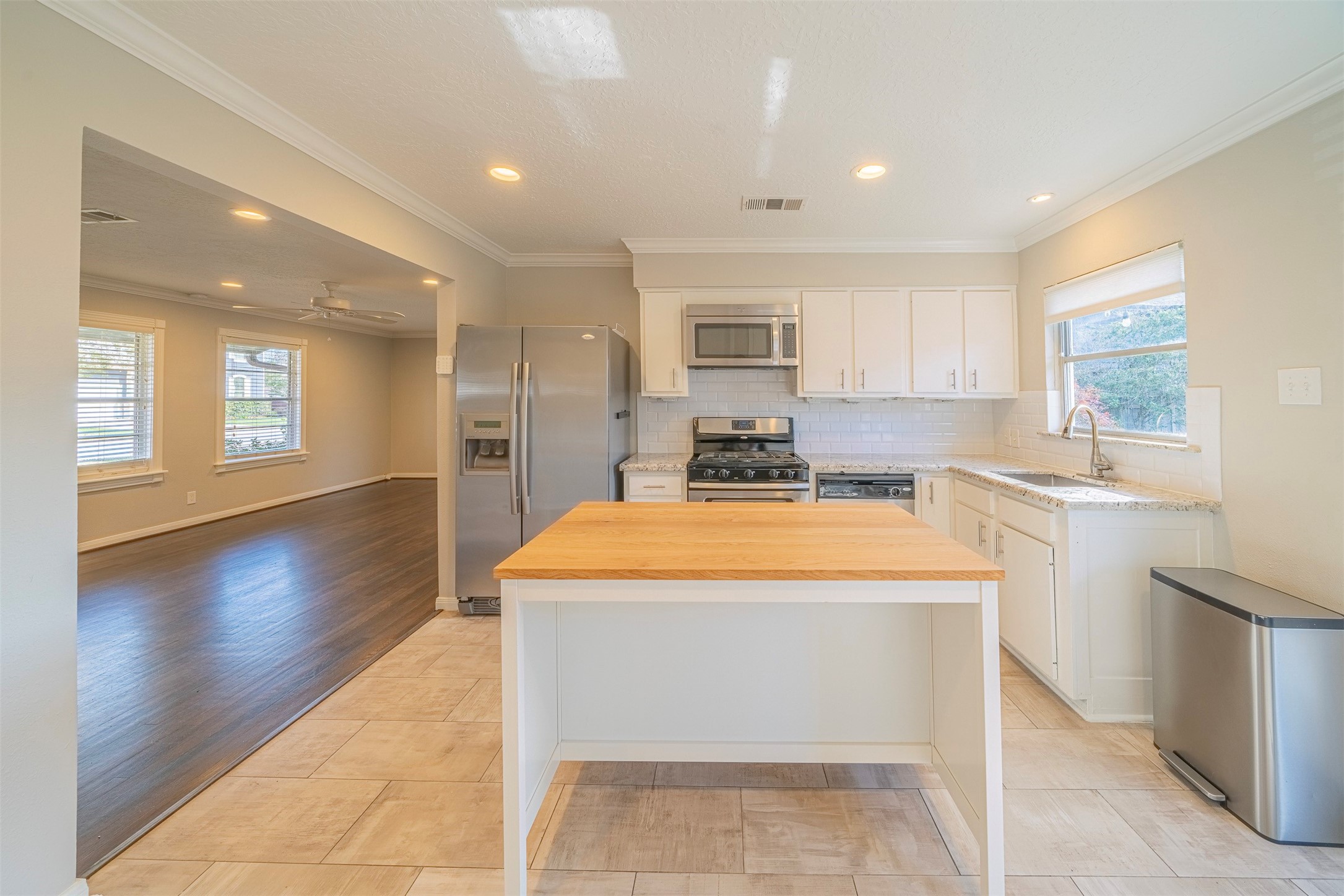 2207 Althea Drive , Houston, TX, 77018 | 67526572 | Realty Texas LLC