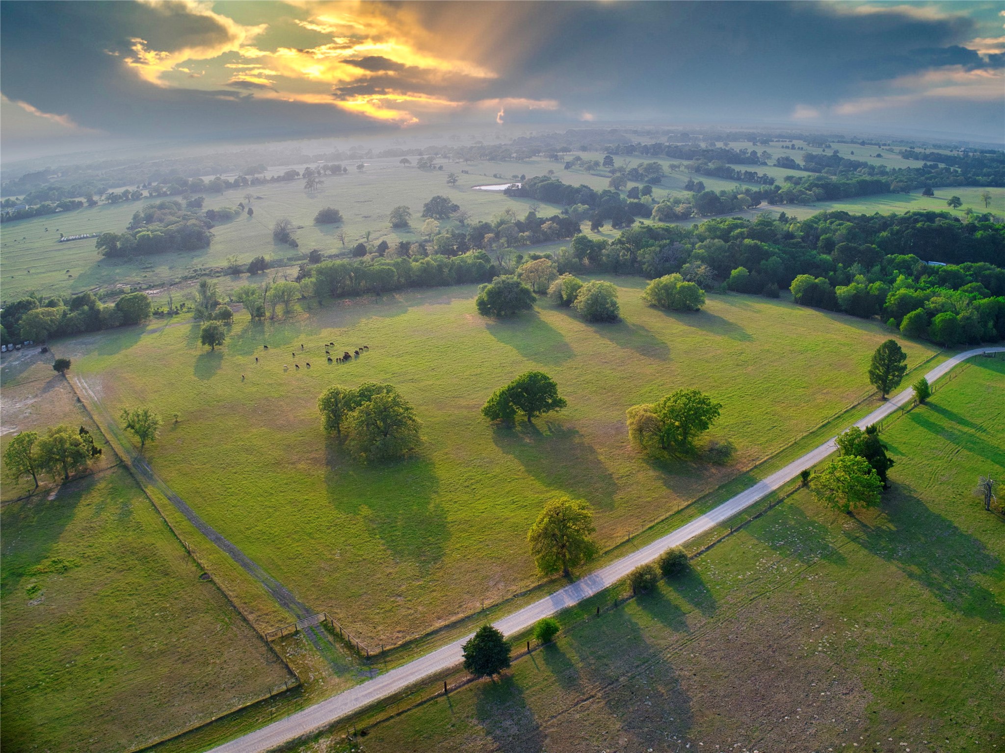 000 Edmonson, McDade, TX, 78650 | 8605069 | Realty Texas LLC