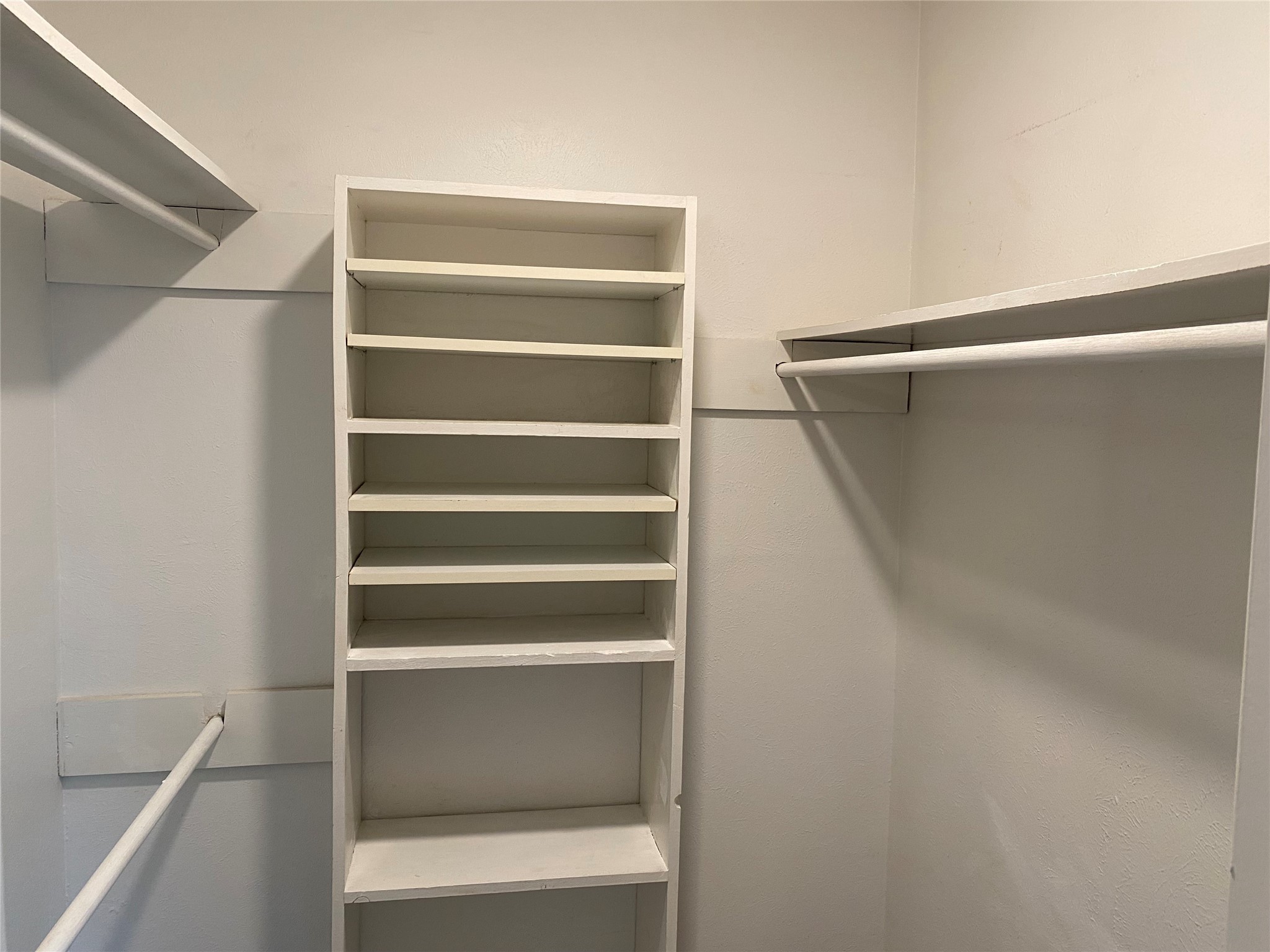 12888 Montfort Drive 216 , Dallas, TX, 75230 | 20537696 | Realty Texas LLC