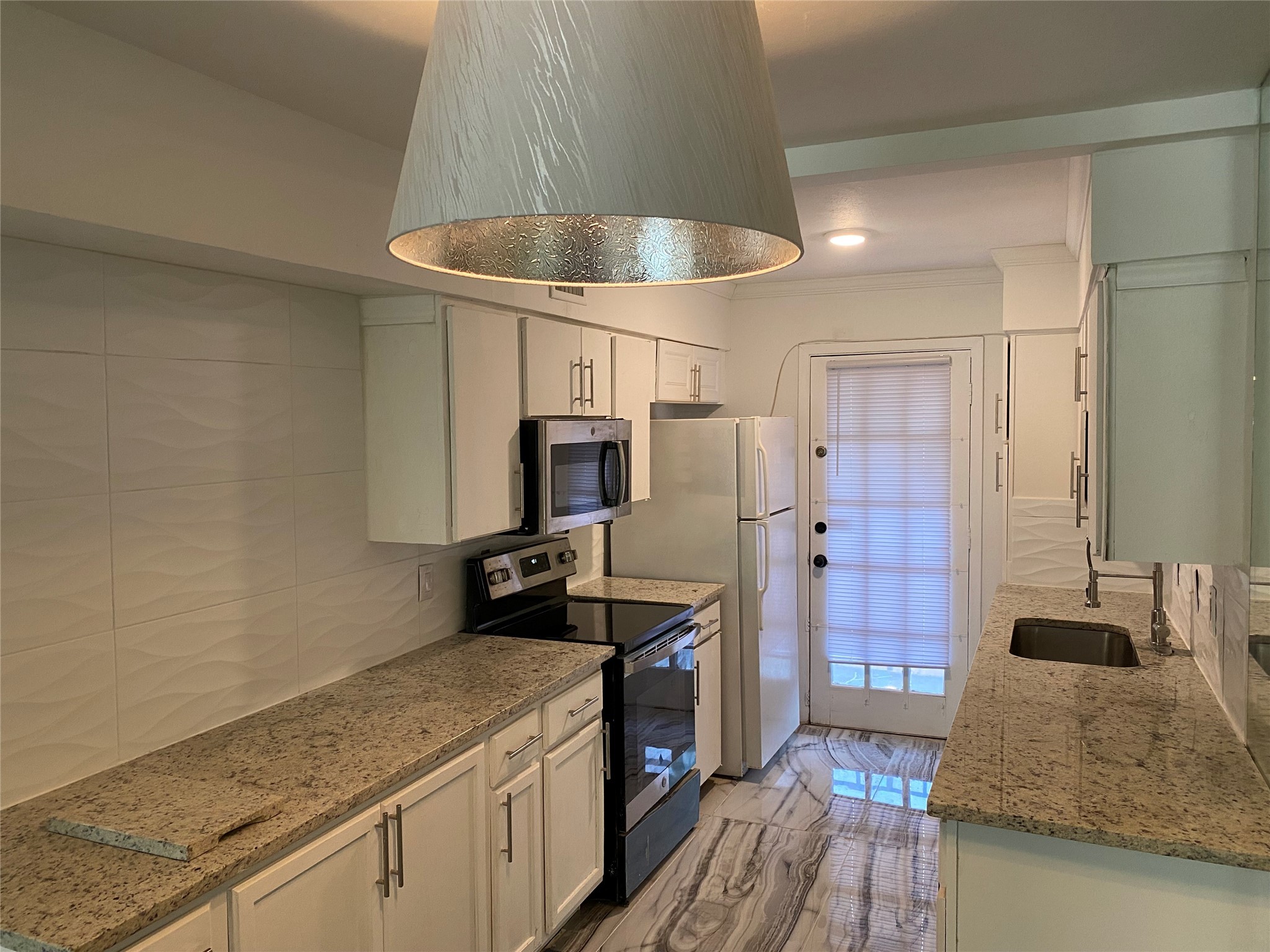 12888 Montfort Drive 216 , Dallas, TX, 75230 | 20537696 | Realty Texas LLC