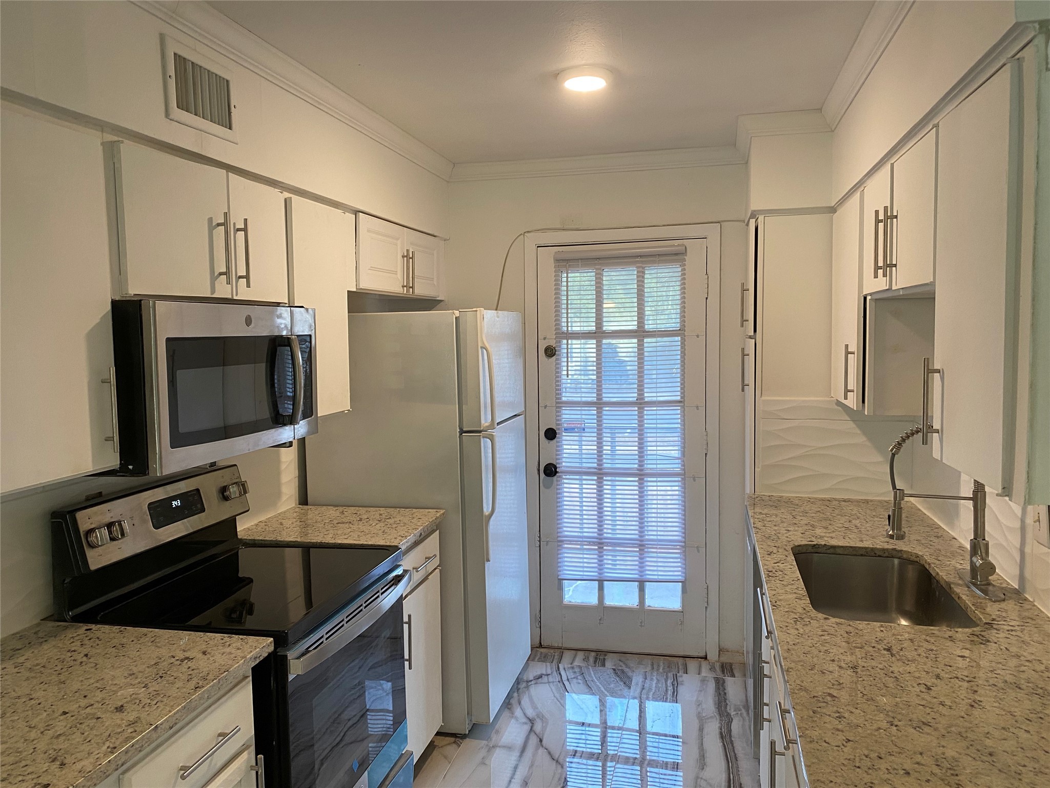 12888 Montfort Drive 216 , Dallas, TX, 75230 | 20537696 | Realty Texas LLC
