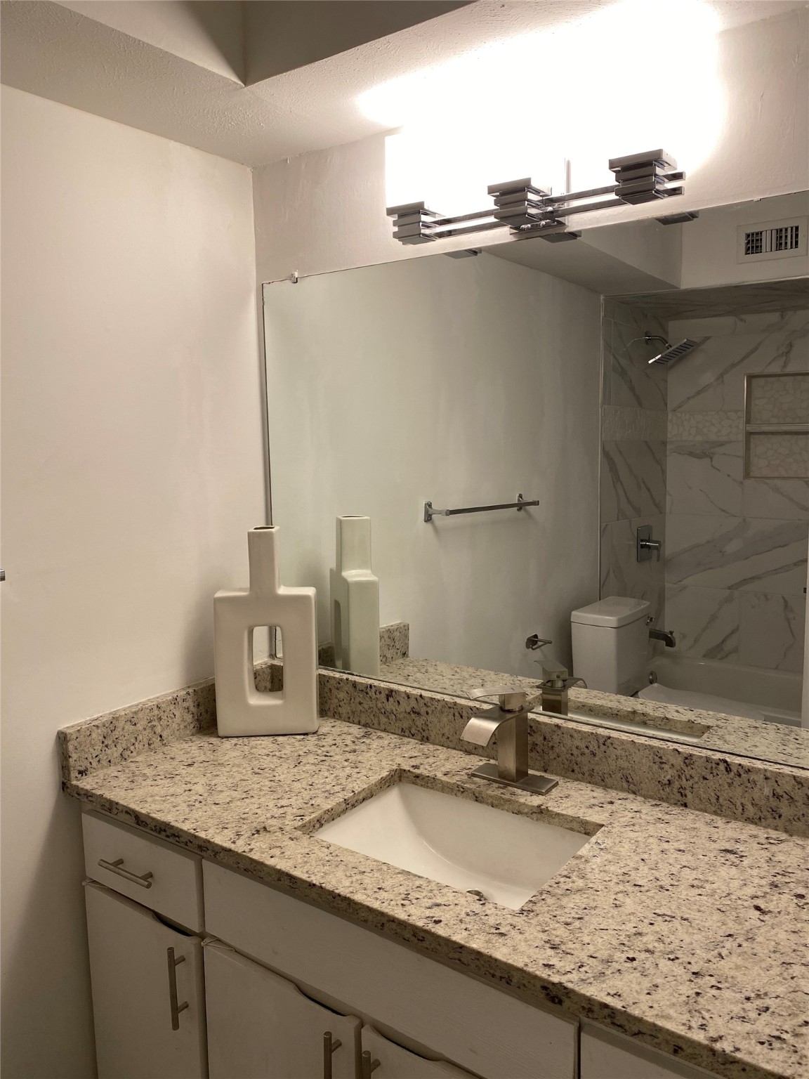 12888 Montfort Drive 216 , Dallas, TX, 75230 | 20537696 | Realty Texas LLC