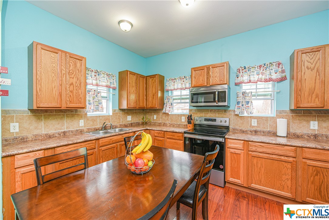 517 S 15th Street , Temple, TX, 76504 | 533493 | Realty Texas LLC