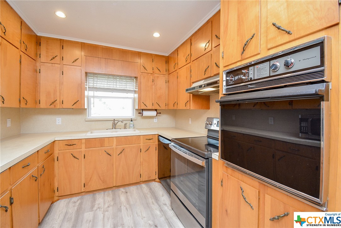 1188 Bayview Drive , Palacios, TX, 77465 | 534990 | Realty Texas LLC