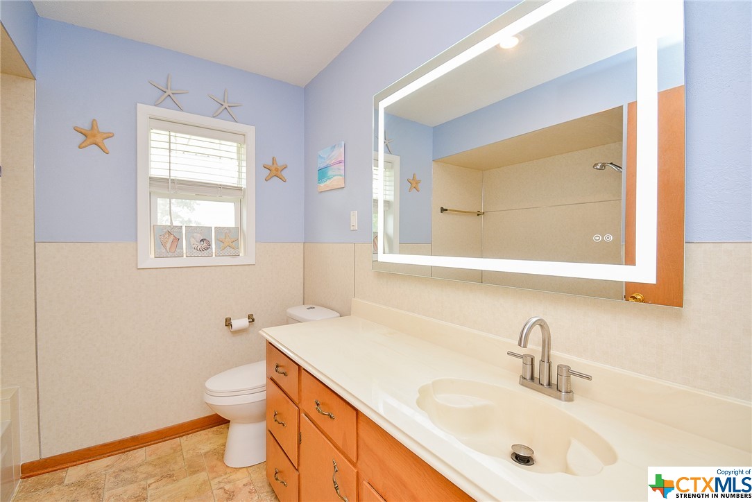 1188 Bayview Drive , Palacios, TX, 77465 | 534990 | Realty Texas LLC
