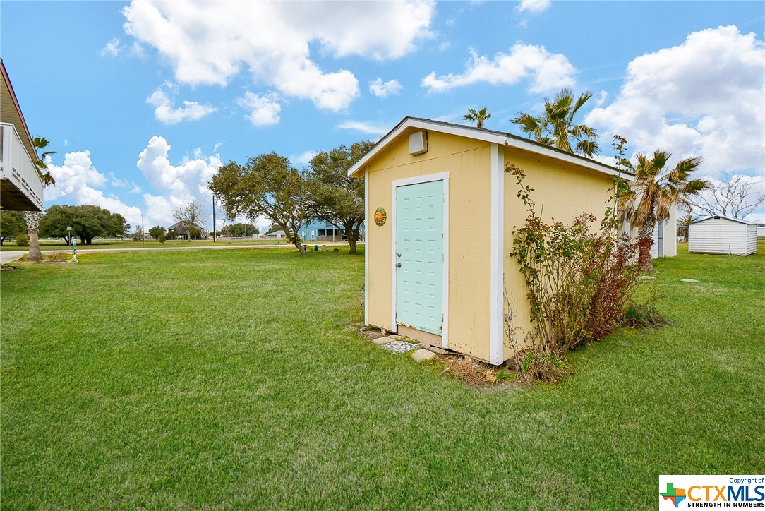 1188 Bayview Drive , Palacios, TX, 77465 | 534990 | Realty Texas LLC