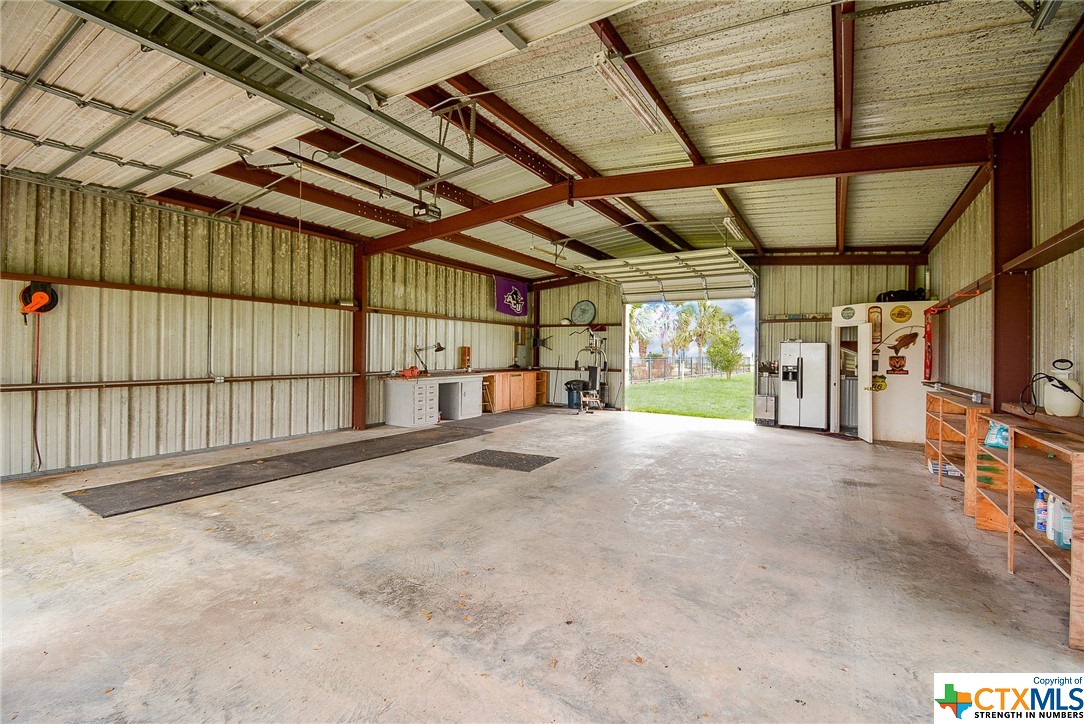 1188 Bayview Drive , Palacios, TX, 77465 | 534990 | Realty Texas LLC