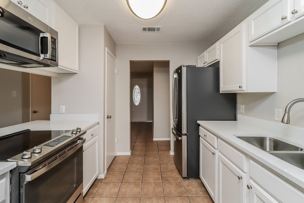 6200 Kary Lynn Drive S , Watauga, TX, 76148 | 20546365 | Realty Texas LLC