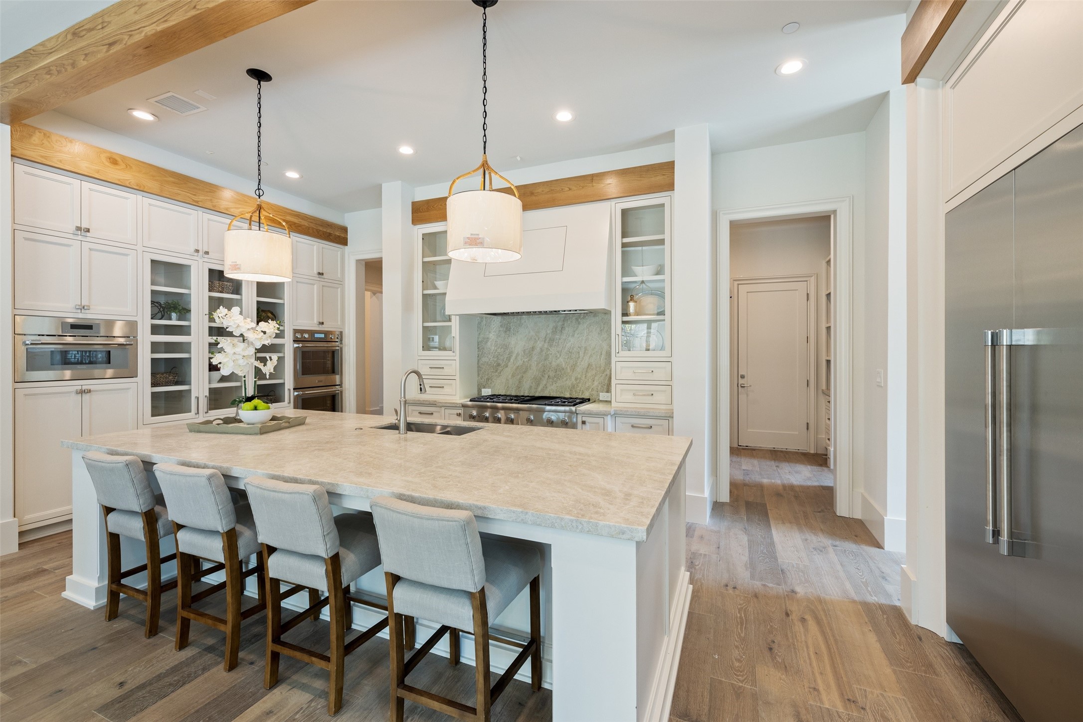 1222 Glourie Drive , Hilshire Village, TX, 77055 | 94339697 | Realty Texas LLC