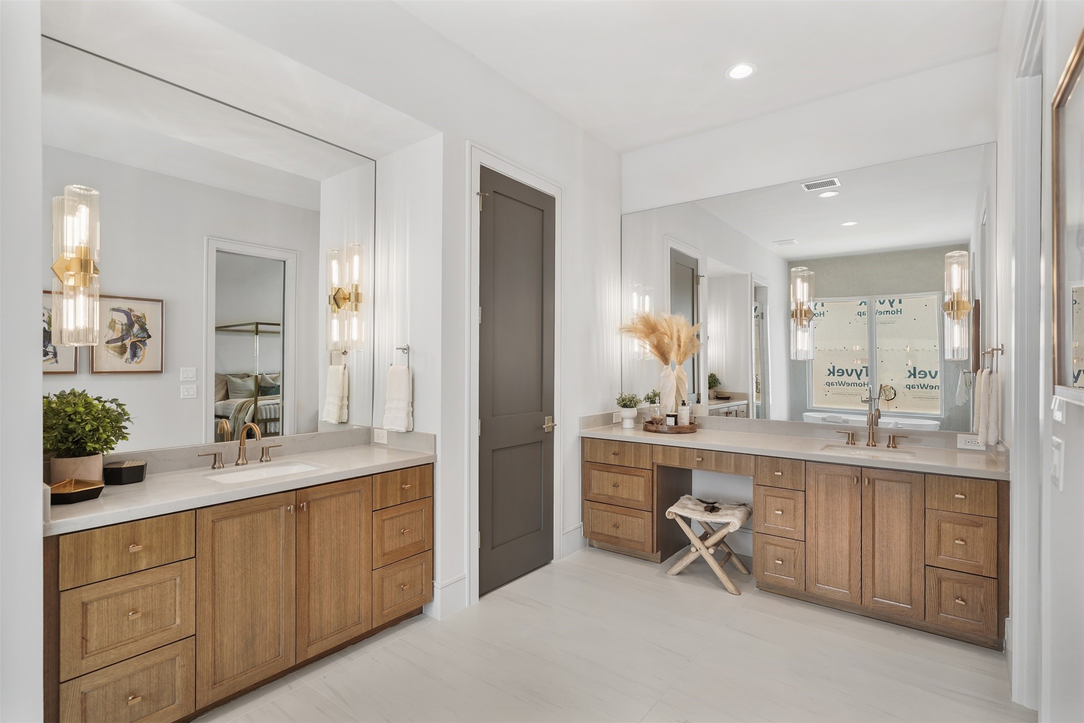 1222 Glourie Drive , Hilshire Village, TX, 77055 | 94339697 | Realty Texas LLC