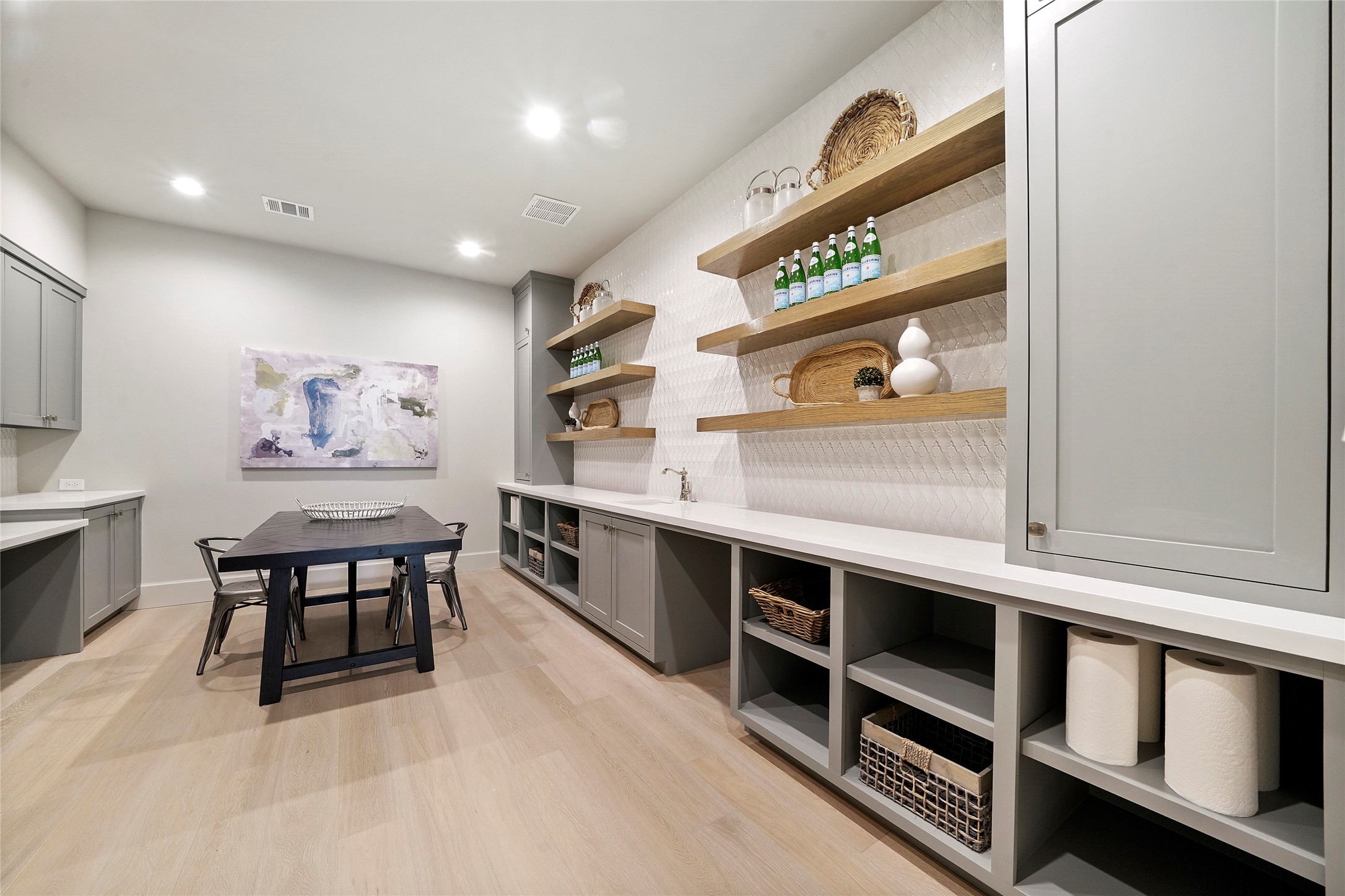1222 Glourie Drive , Hilshire Village, TX, 77055 | 94339697 | Realty Texas LLC