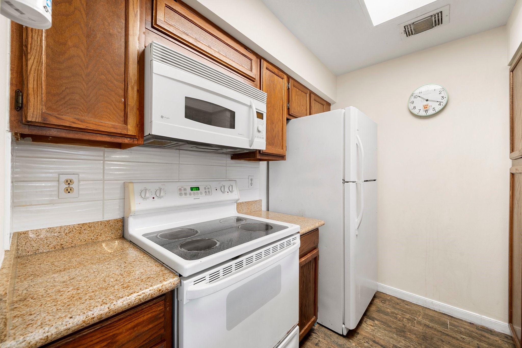 8299 Cambridge Street 1003 , Houston, TX, 77054 | 71819523 | Realty Texas LLC