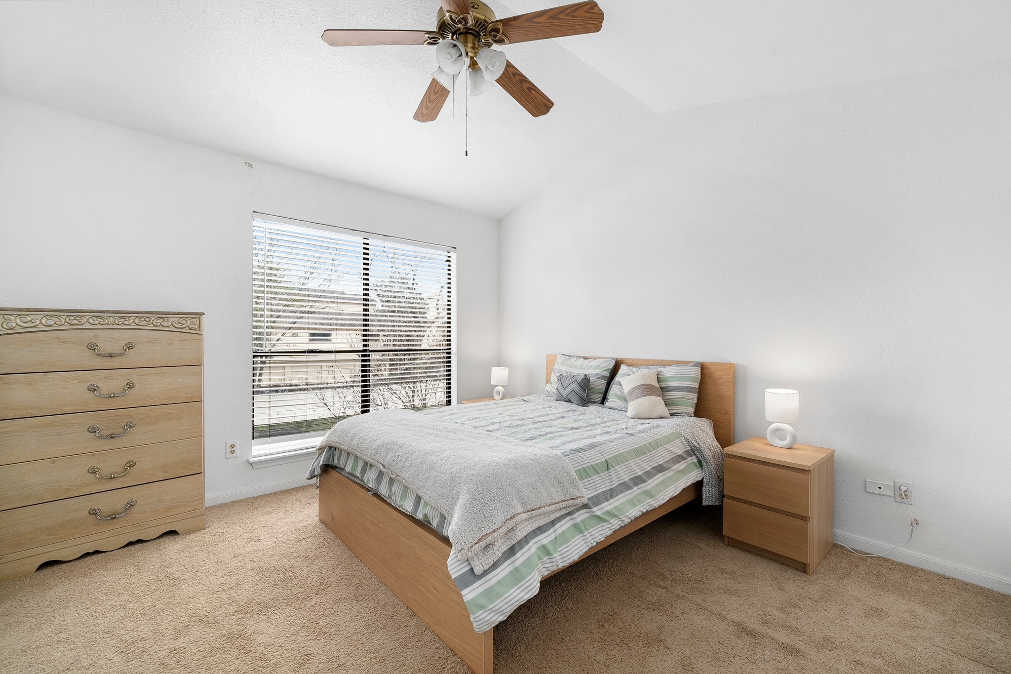 8299 Cambridge Street 1003 , Houston, TX, 77054 | 71819523 | Realty Texas LLC