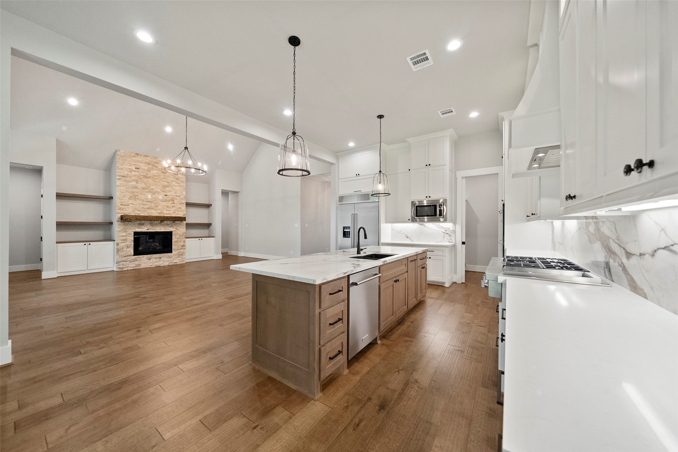 7451 High Meadow Ridge Drive , Montgomery, TX, 77316 | 15667895 | Realty Texas LLC