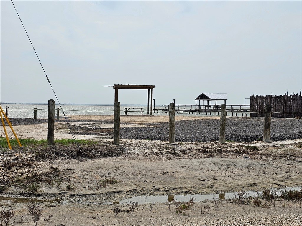 353 N. West Misty Oak Lane, Rockport, TX, 78382 | 436815 | Realty Texas LLC