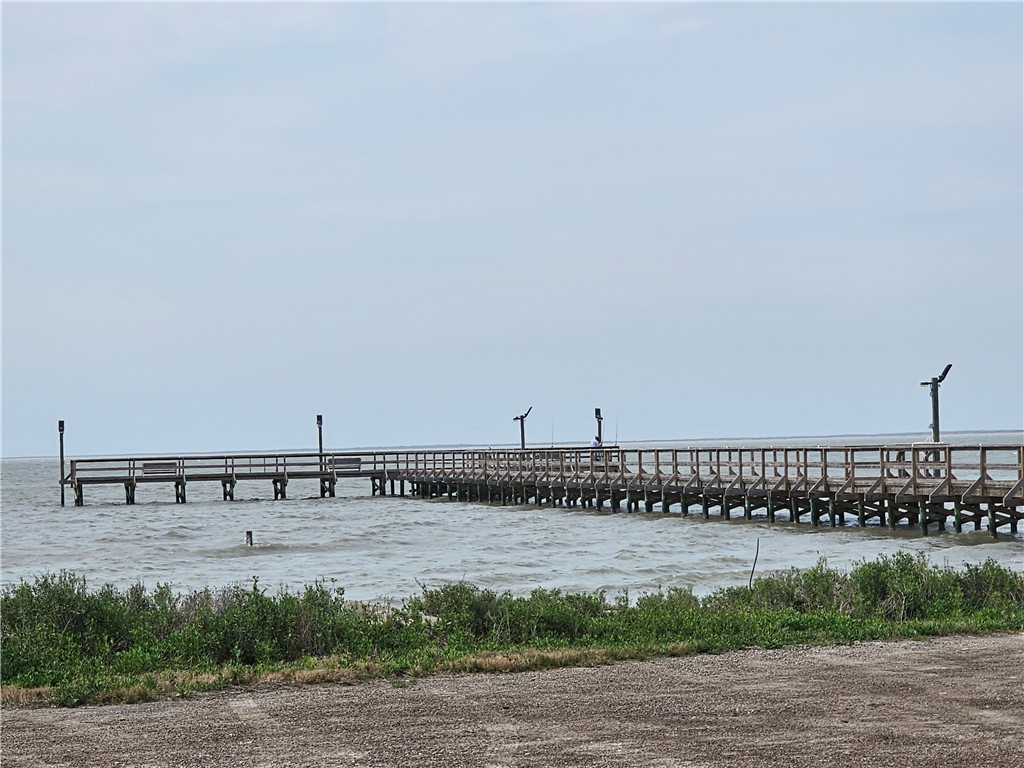 353 N. West Misty Oak Lane, Rockport, TX, 78382 | 436815 | Realty Texas LLC