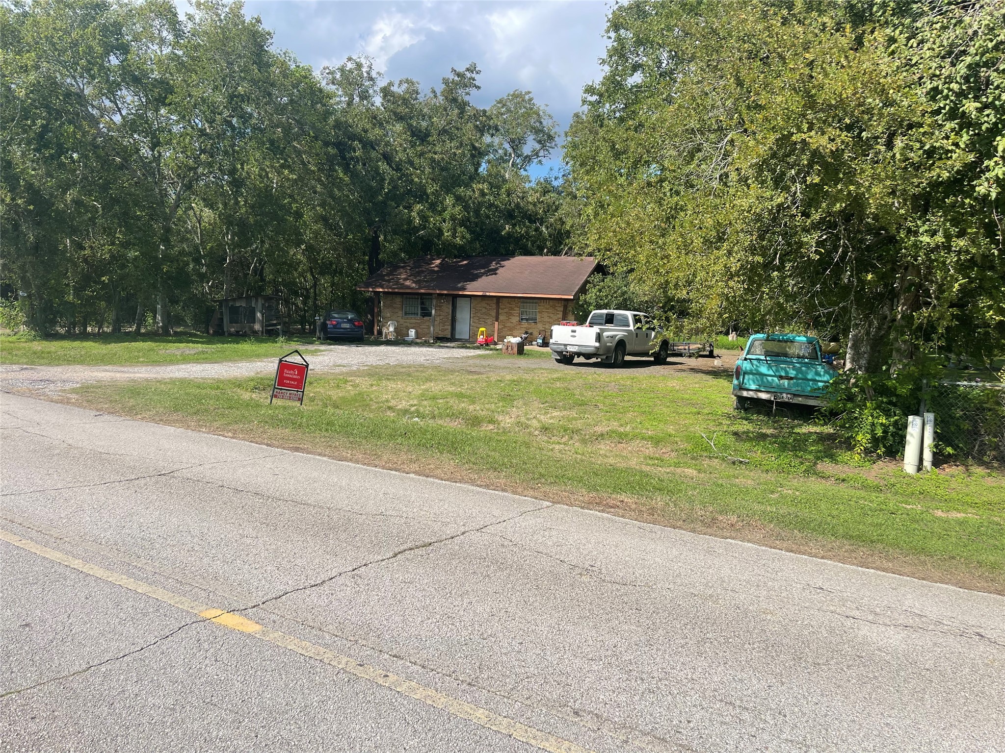 14127 Fm 2759 , Thompsons, TX, 77481 | 64849899 | Realty Texas LLC