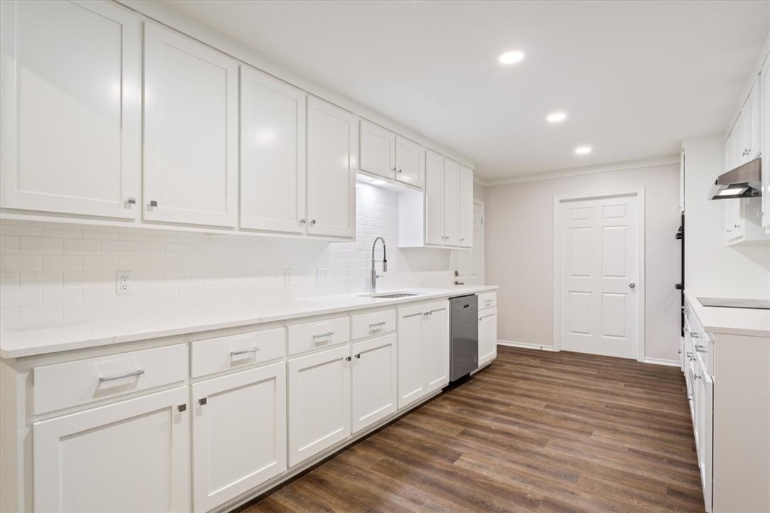 6900 Viking Drive , Waco, TX, 76710 | 220946 | Realty Texas LLC