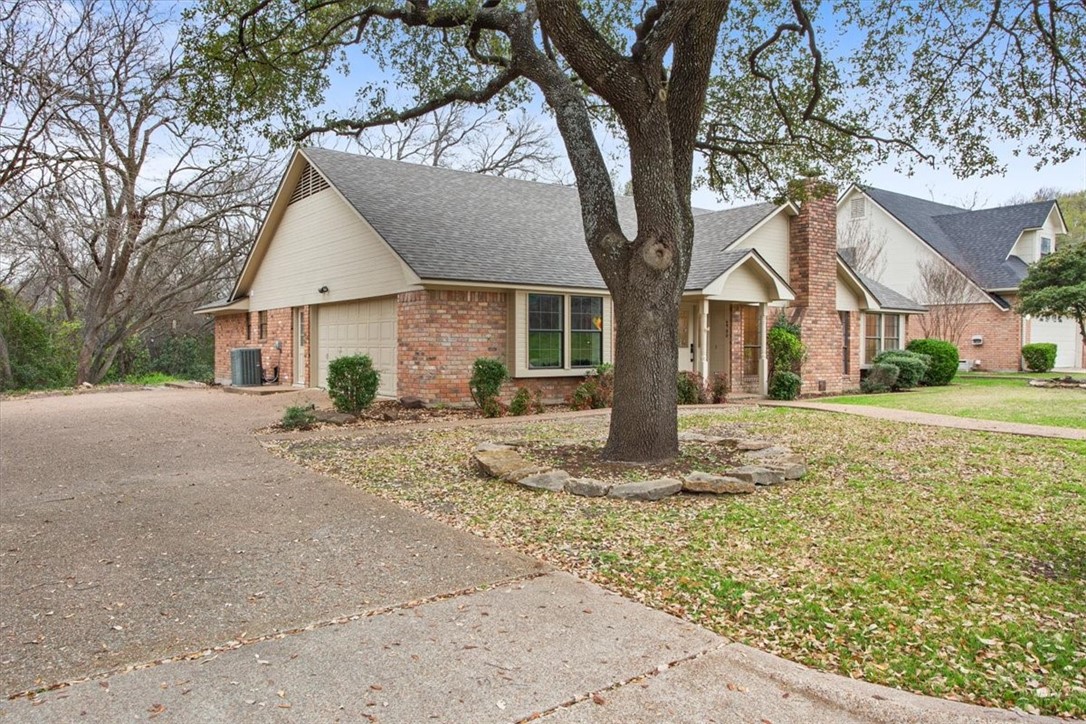 6900 Viking Drive , Waco, TX, 76710 | 220946 | Realty Texas LLC