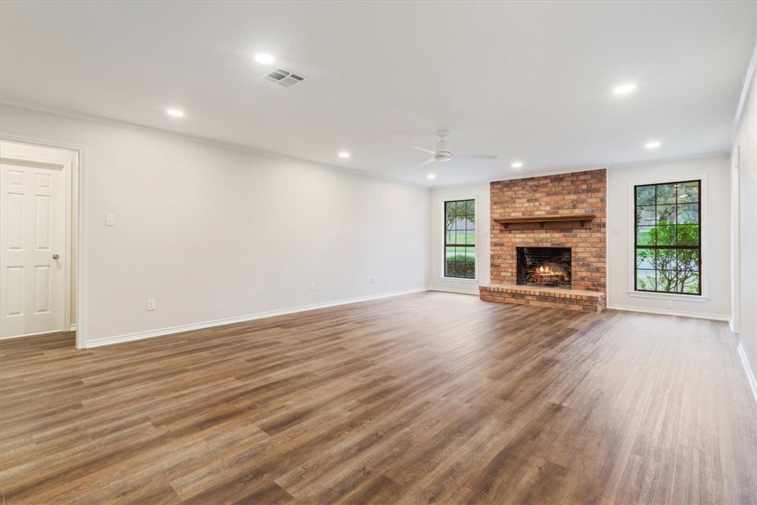 6900 Viking Drive , Waco, TX, 76710 | 220946 | Realty Texas LLC
