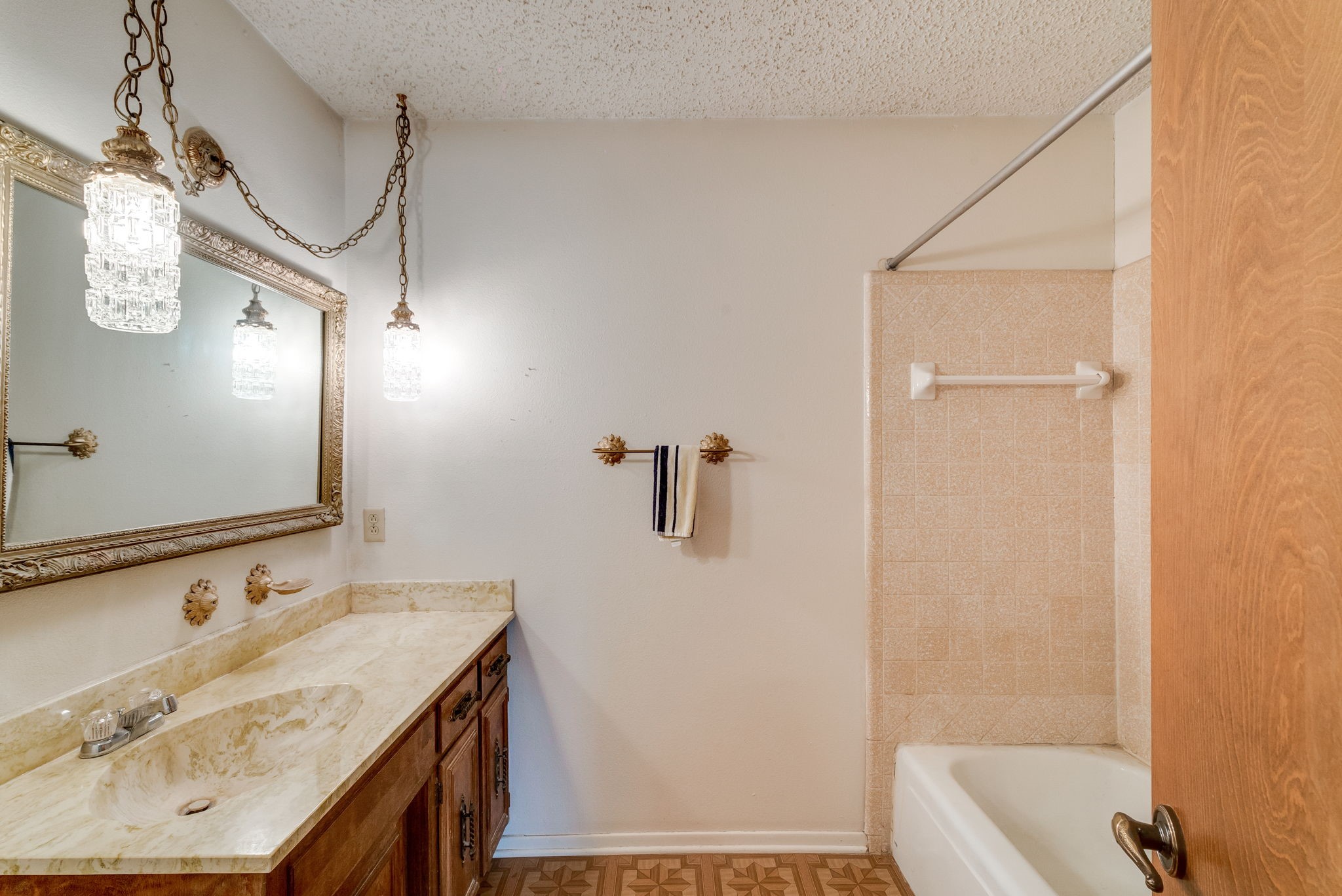 134 Cedar Elm Road , Willow Park, TX, 76087 | 20546788 | Realty Texas LLC