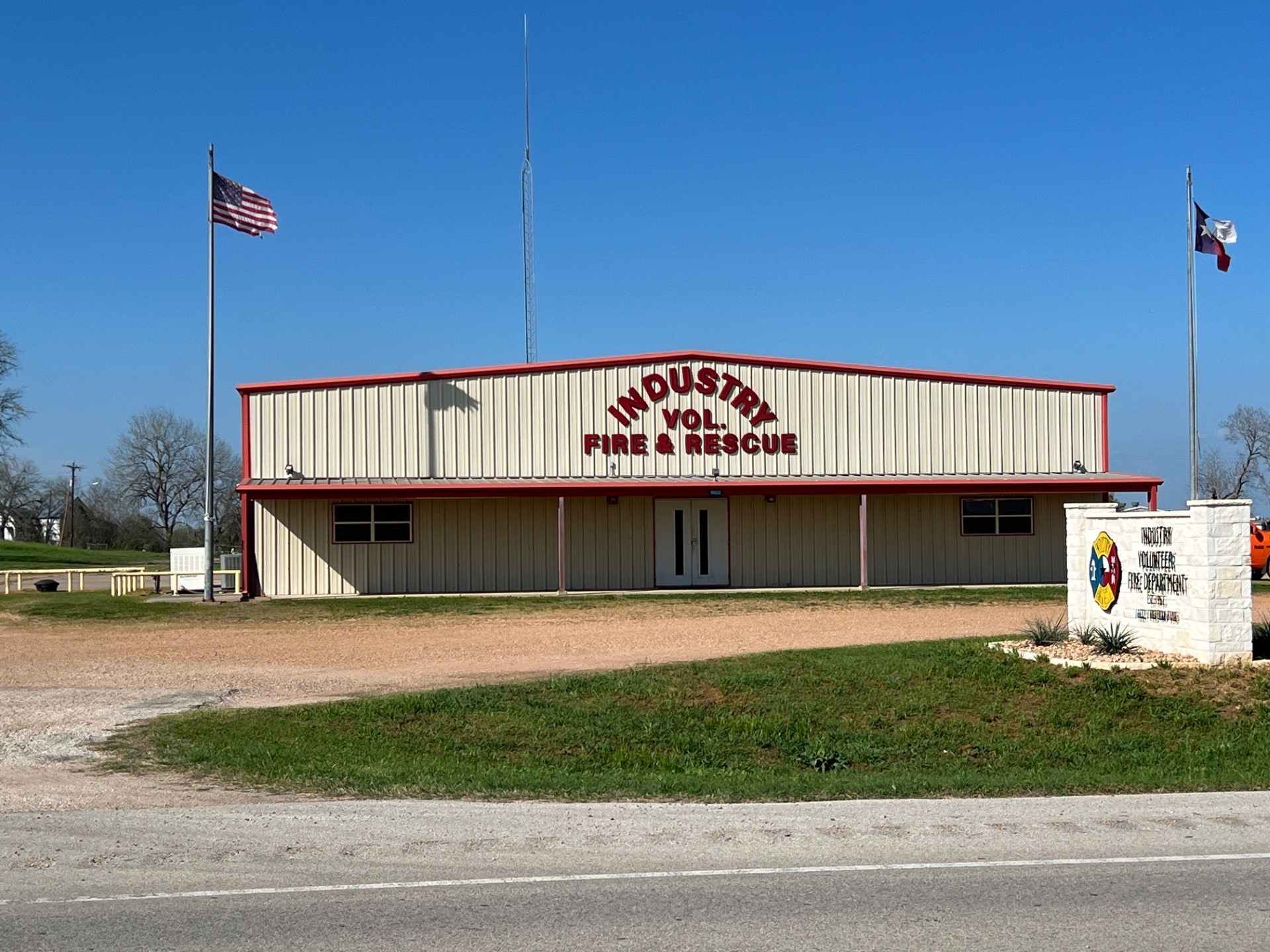 001 Blezinger Road, New Ulm, TX, 78950 | 54501275 | Realty Texas LLC