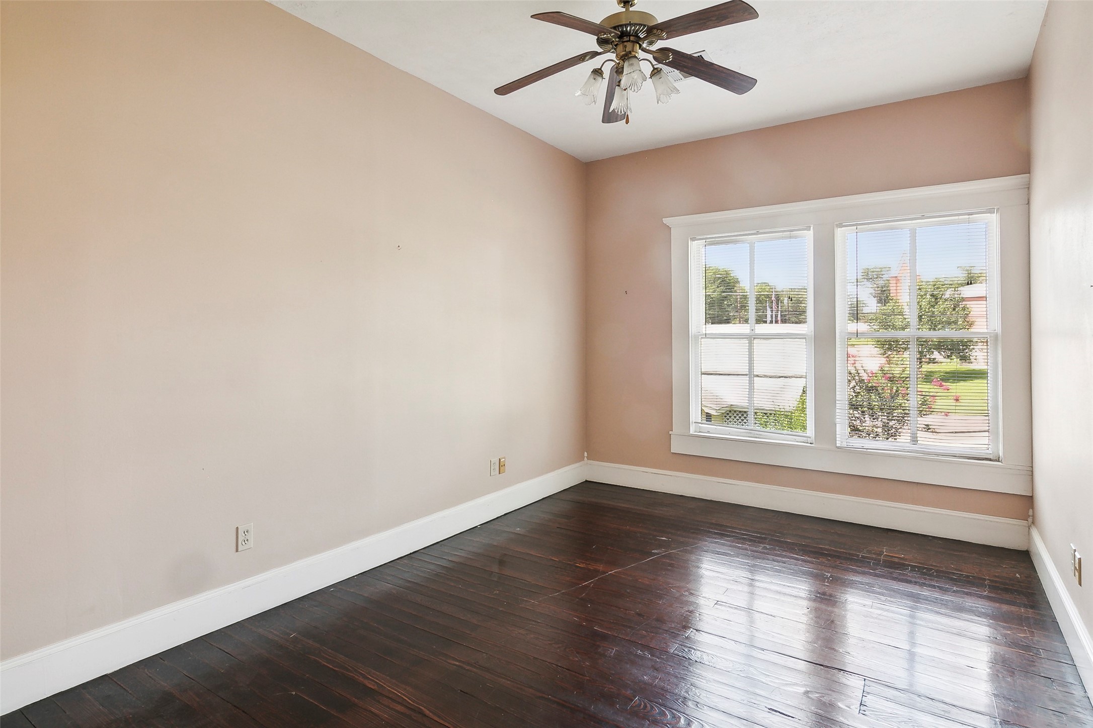 250 N Main Street , Jasper, TX, 75951 | 59157020 | Realty Texas LLC