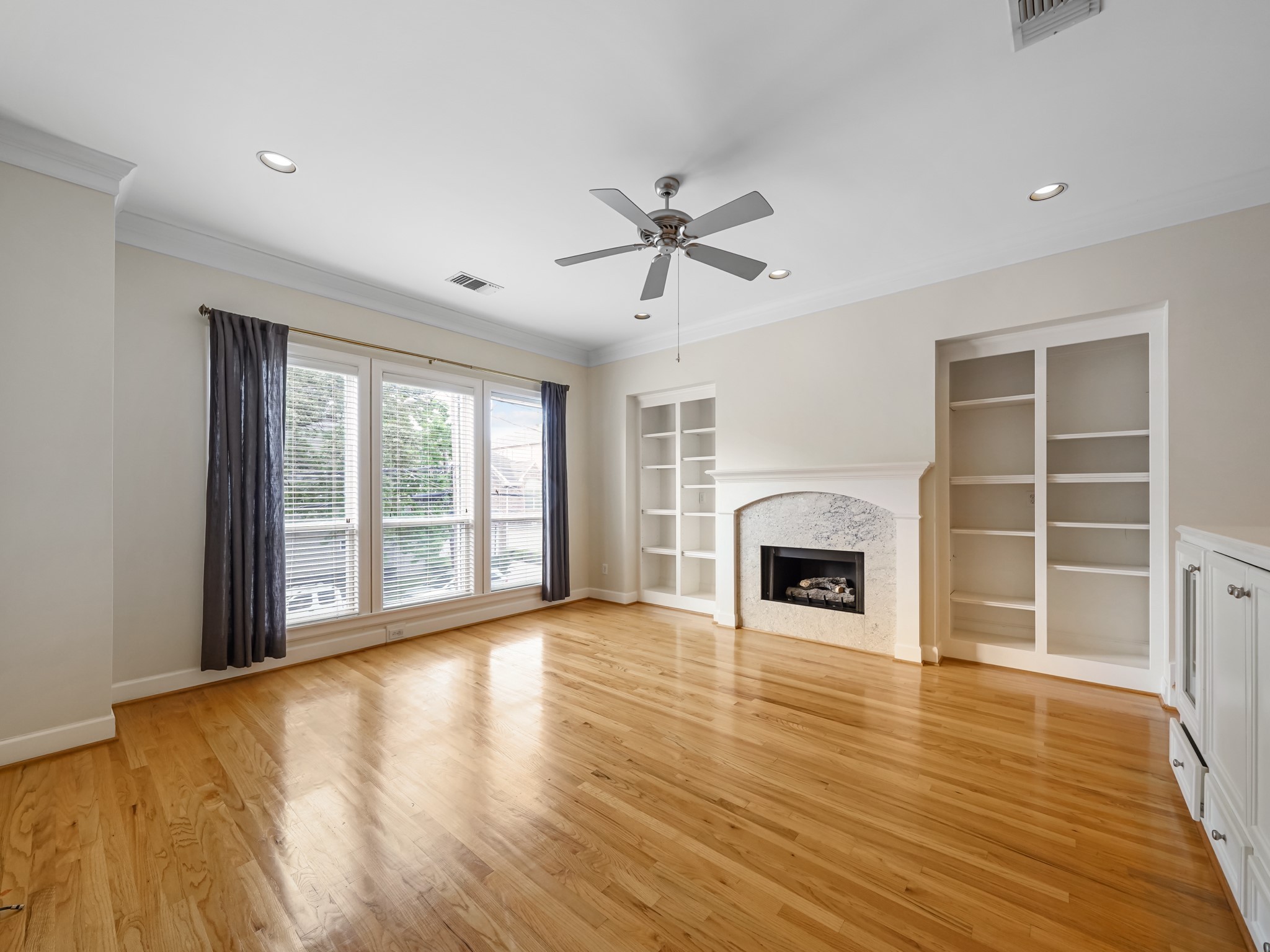 4238 Purdue Street , Houston, TX, 77005 | 24884220 | Realty Texas LLC