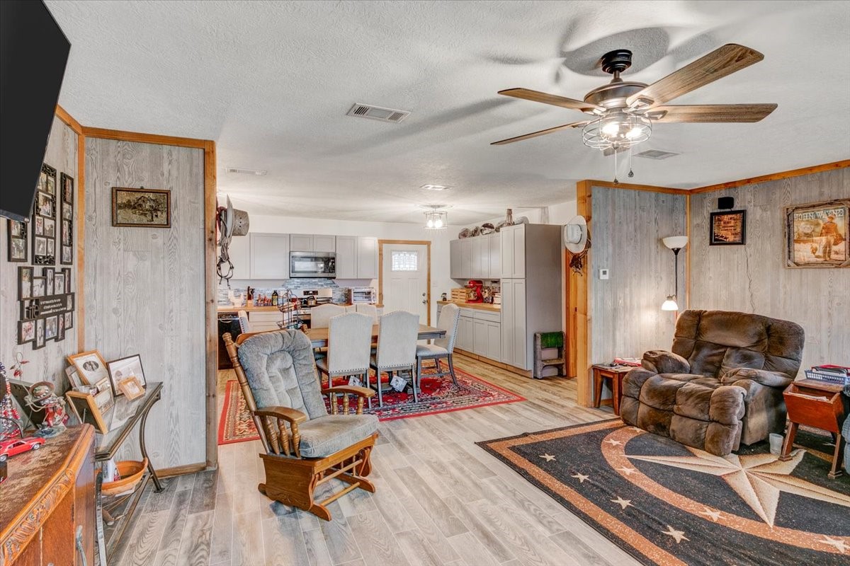 2422 FM 82 W , Kirbyville, TX, 75956 | 38897622 | Realty Texas LLC