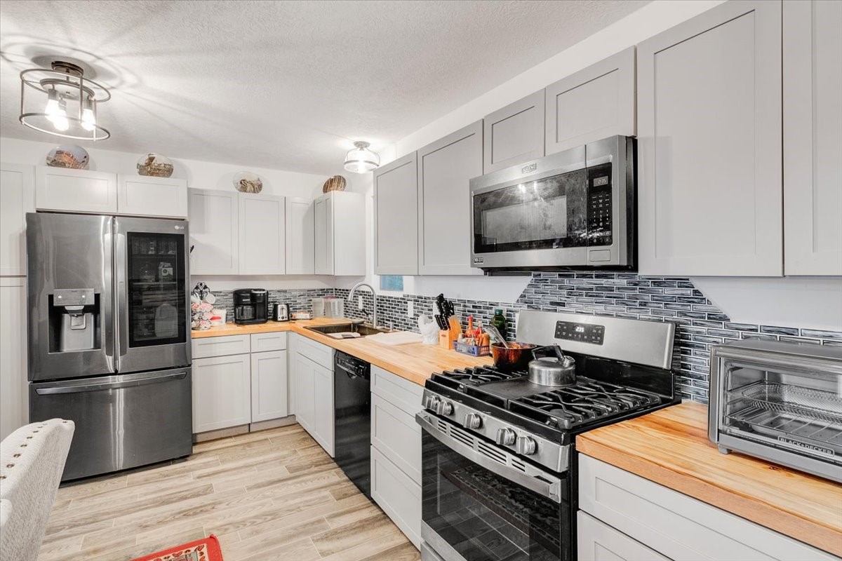 2422 FM 82 W , Kirbyville, TX, 75956 | 38897622 | Realty Texas LLC