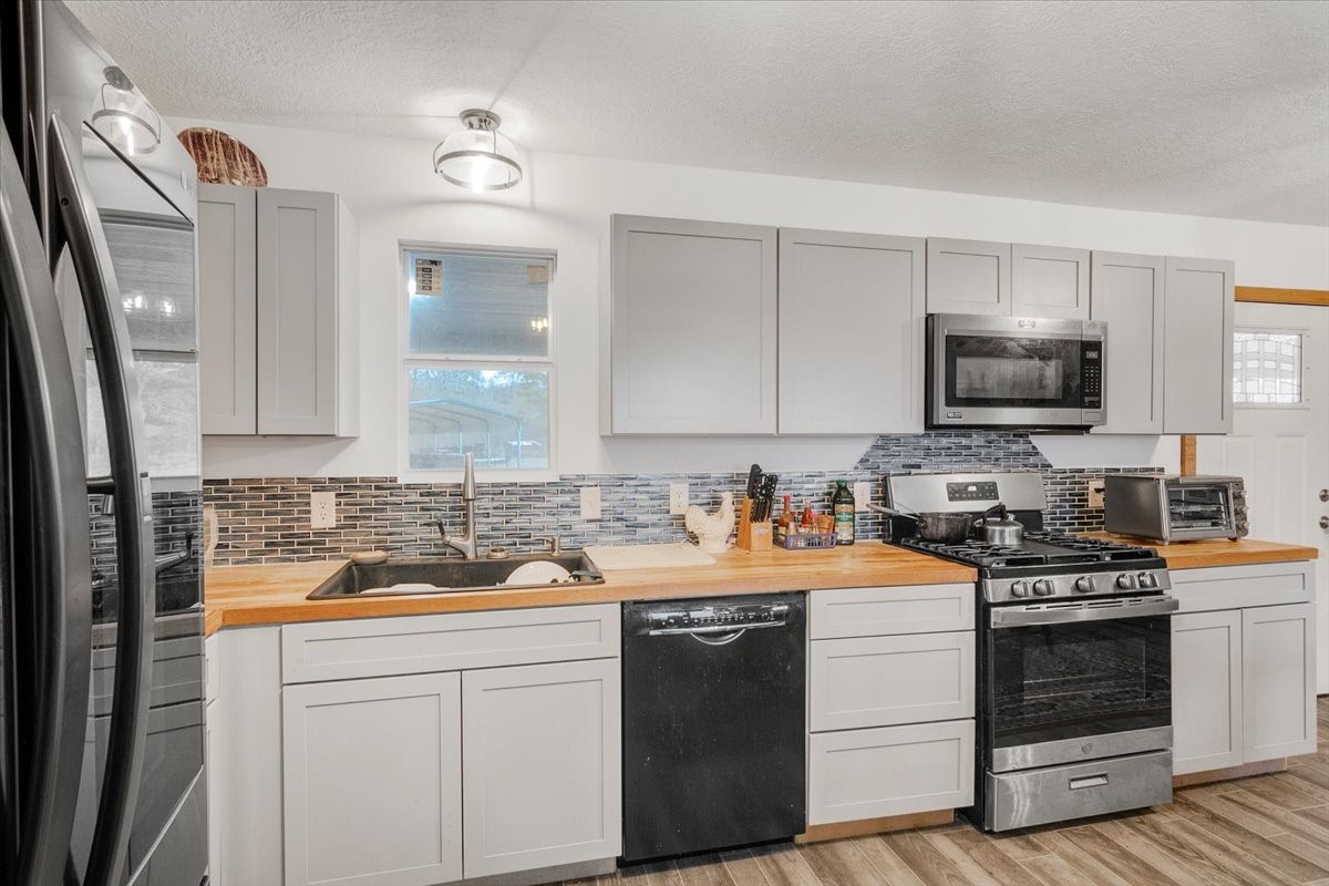2422 FM 82 W , Kirbyville, TX, 75956 | 38897622 | Realty Texas LLC