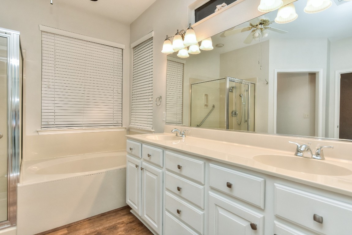 101 Acacia Way , Georgetown, TX, 78633 | 4410750 | Realty Texas LLC