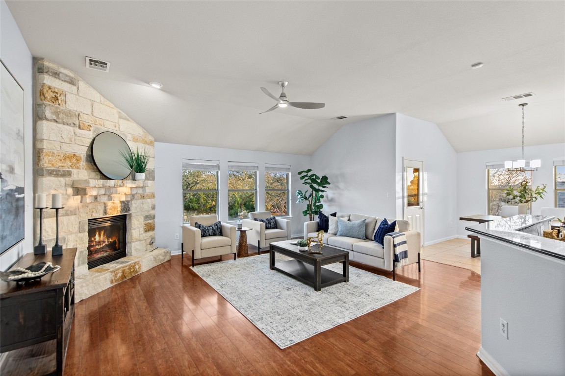 200 Manchester Lane , Austin, TX, 78737 | 4850672 | Realty Texas LLC