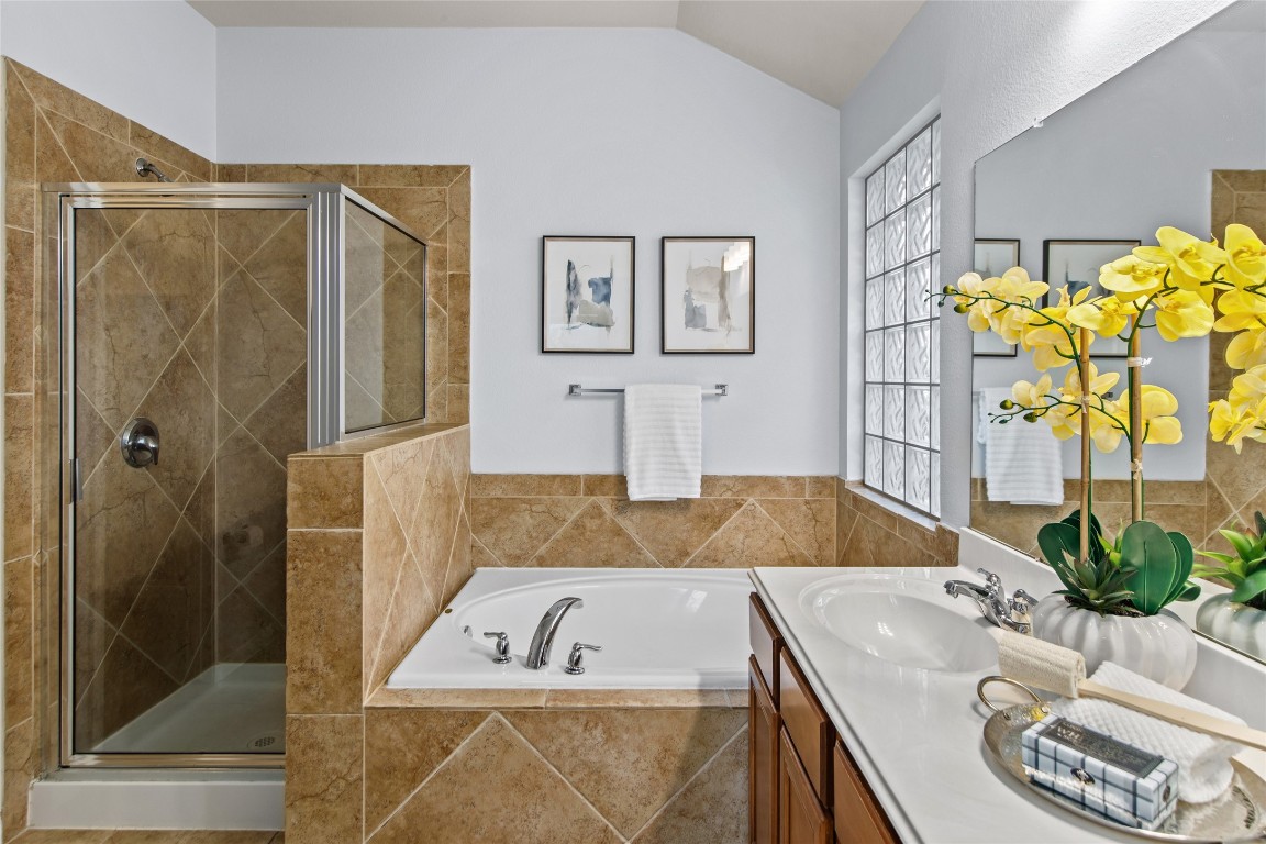200 Manchester Lane , Austin, TX, 78737 | 4850672 | Realty Texas LLC