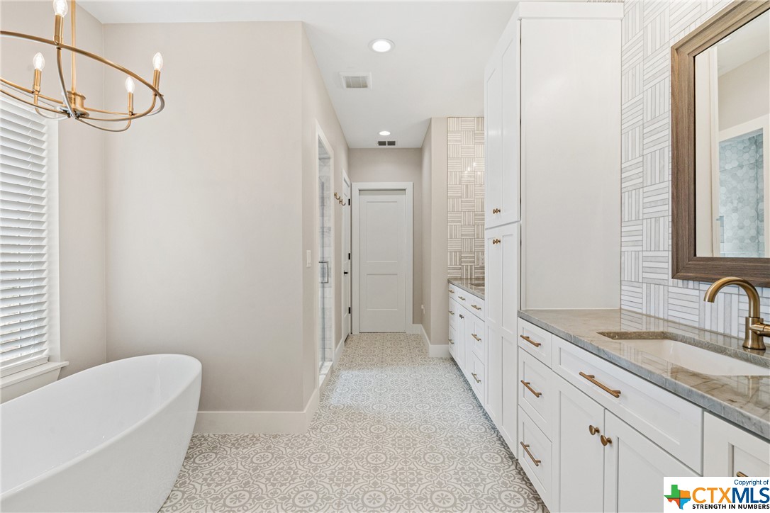 889 Brock Hollow Drive , Johnson City, TX, 78636 | 536269 | Realty Texas LLC