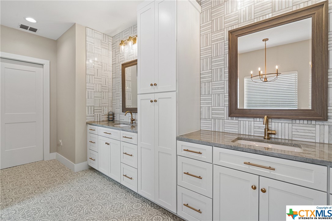 889 Brock Hollow Drive , Johnson City, TX, 78636 | 536269 | Realty Texas LLC