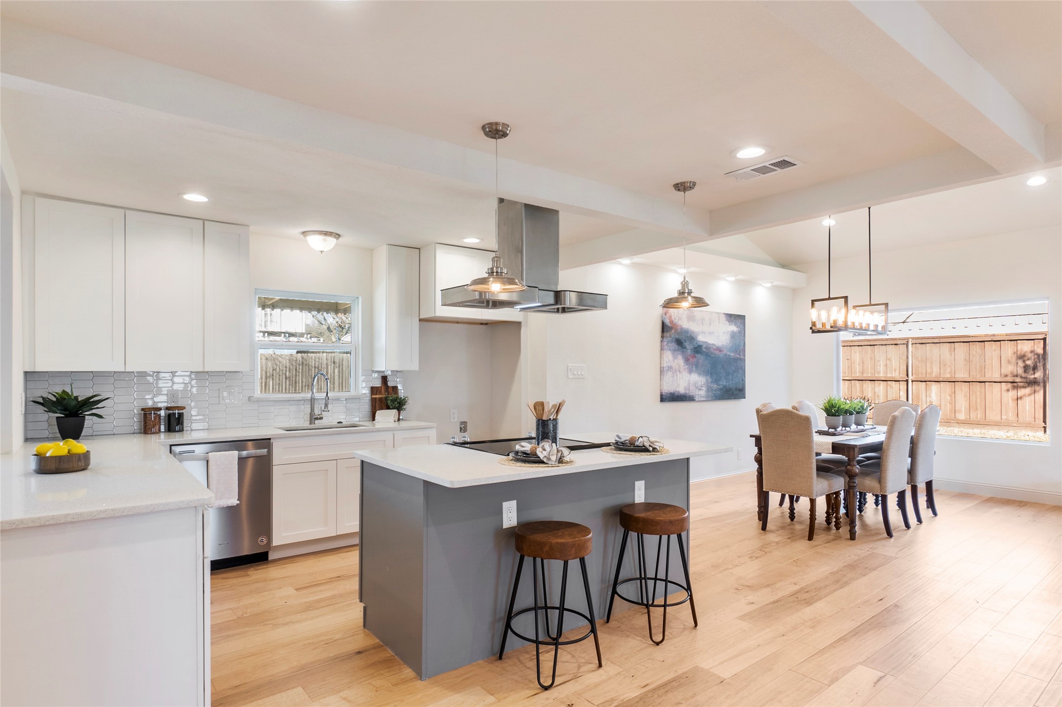 15756 Terrace Lawn Circle , Dallas, TX, 75248 | 20548120 | Realty Texas LLC