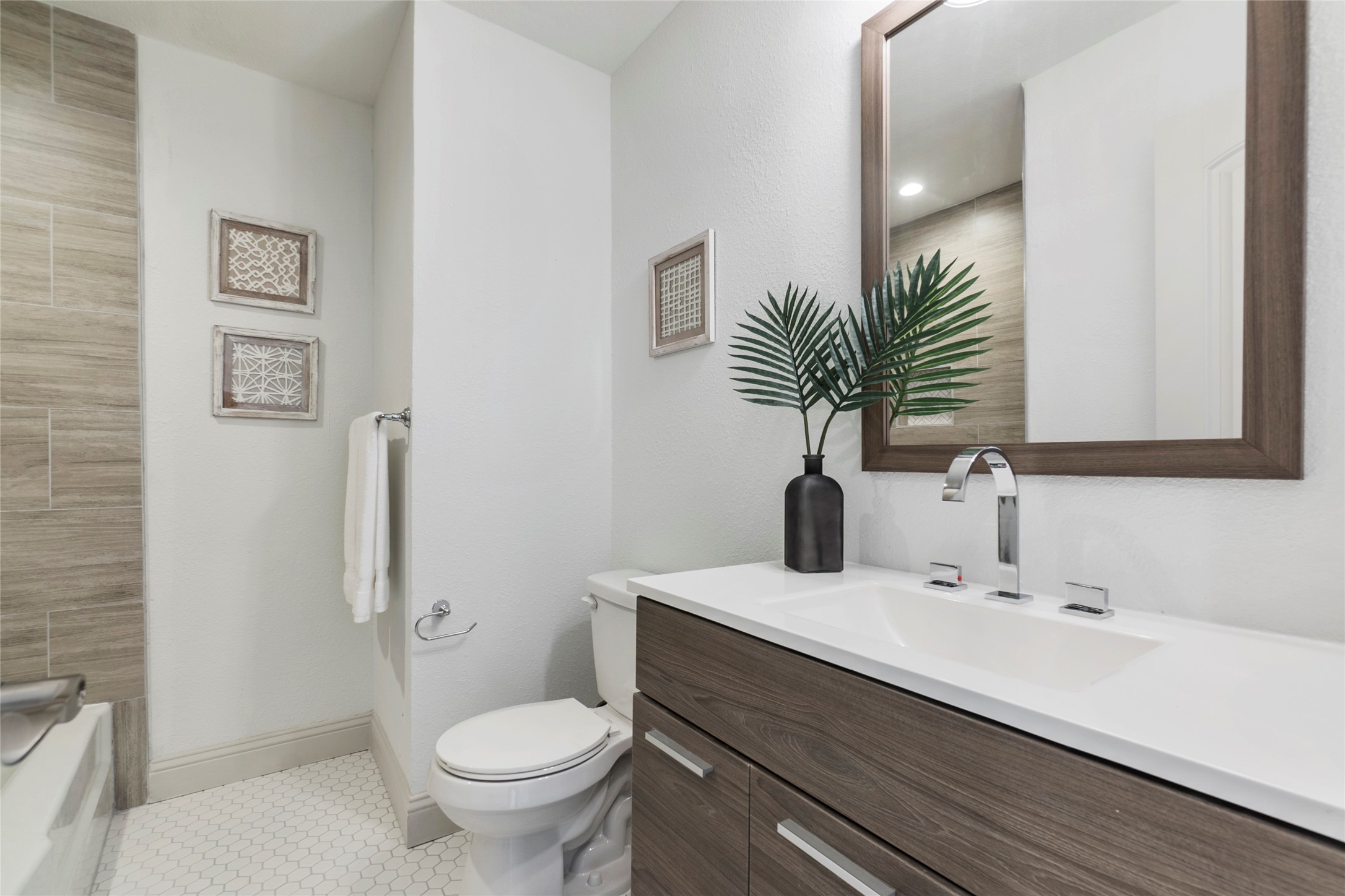15756 Terrace Lawn Circle , Dallas, TX, 75248 | 20548120 | Realty Texas LLC