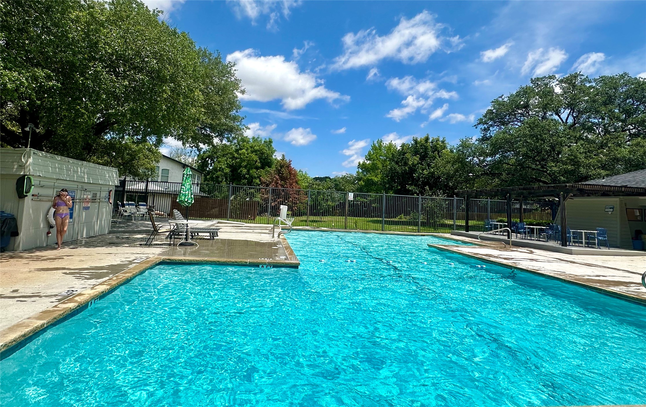 15756 Terrace Lawn Circle , Dallas, TX, 75248 | 20548120 | Realty Texas LLC