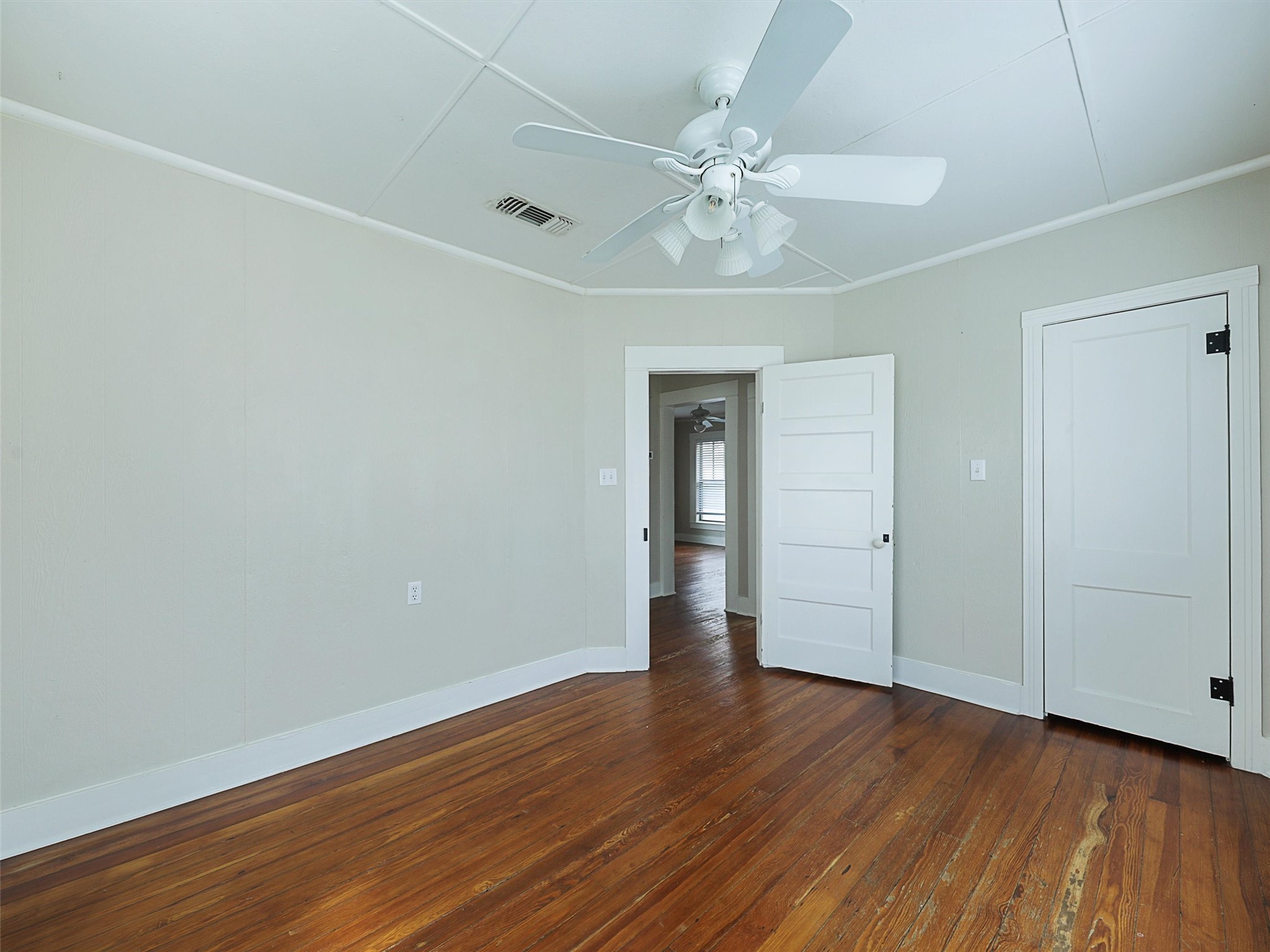 3535 Cottonwood Street B6 , Corpus Christi, TX, 78411 | 359387 | Realty Texas LLC