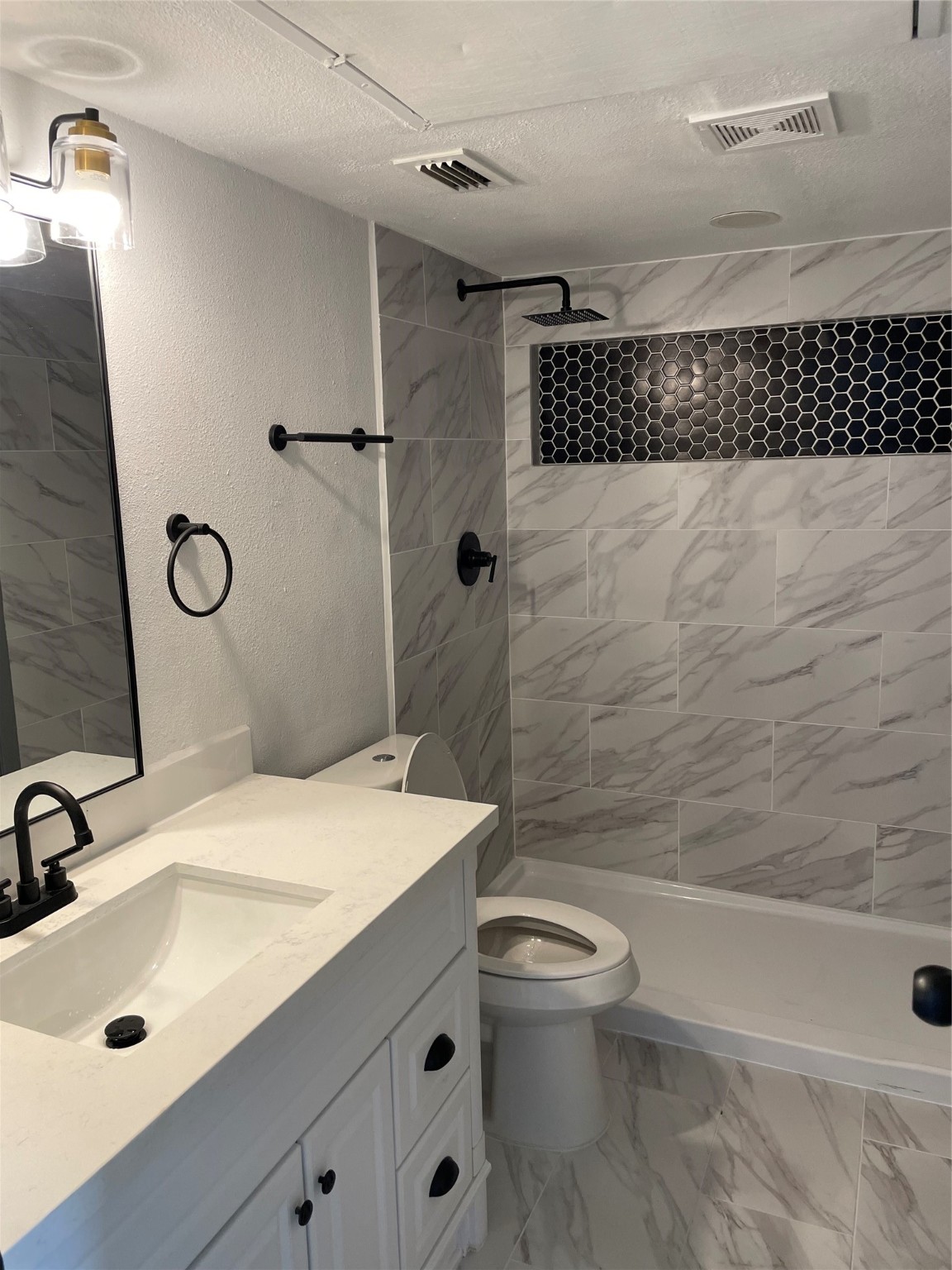 14777 Wunderlich Drive 711 , Houston, TX, 77069 | 98843228 | Realty Texas LLC