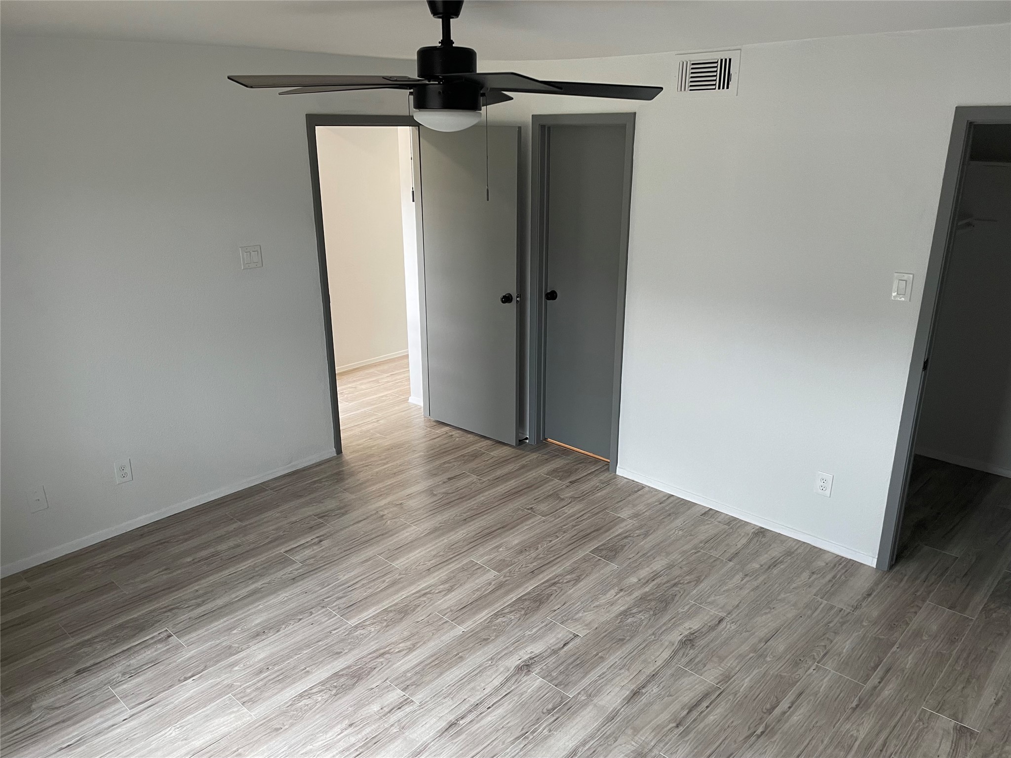 14777 Wunderlich Drive 711 , Houston, TX, 77069 | 98843228 | Realty Texas LLC