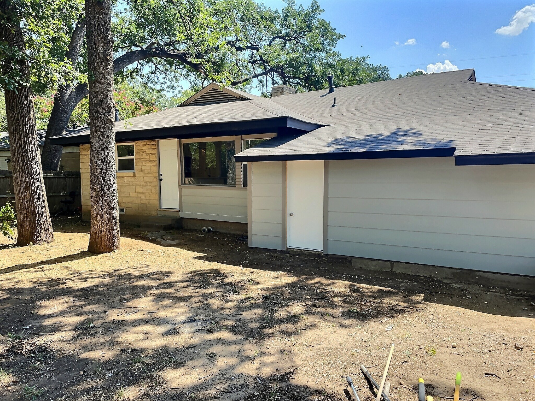 1011 S Britain Road , Irving, TX, 75060 | 20557572 | Realty Texas LLC