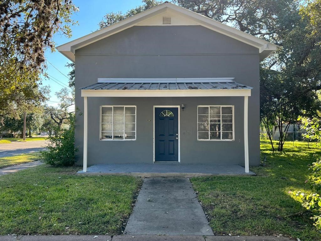 Off Market: 207 E French Street Blog Image Banner