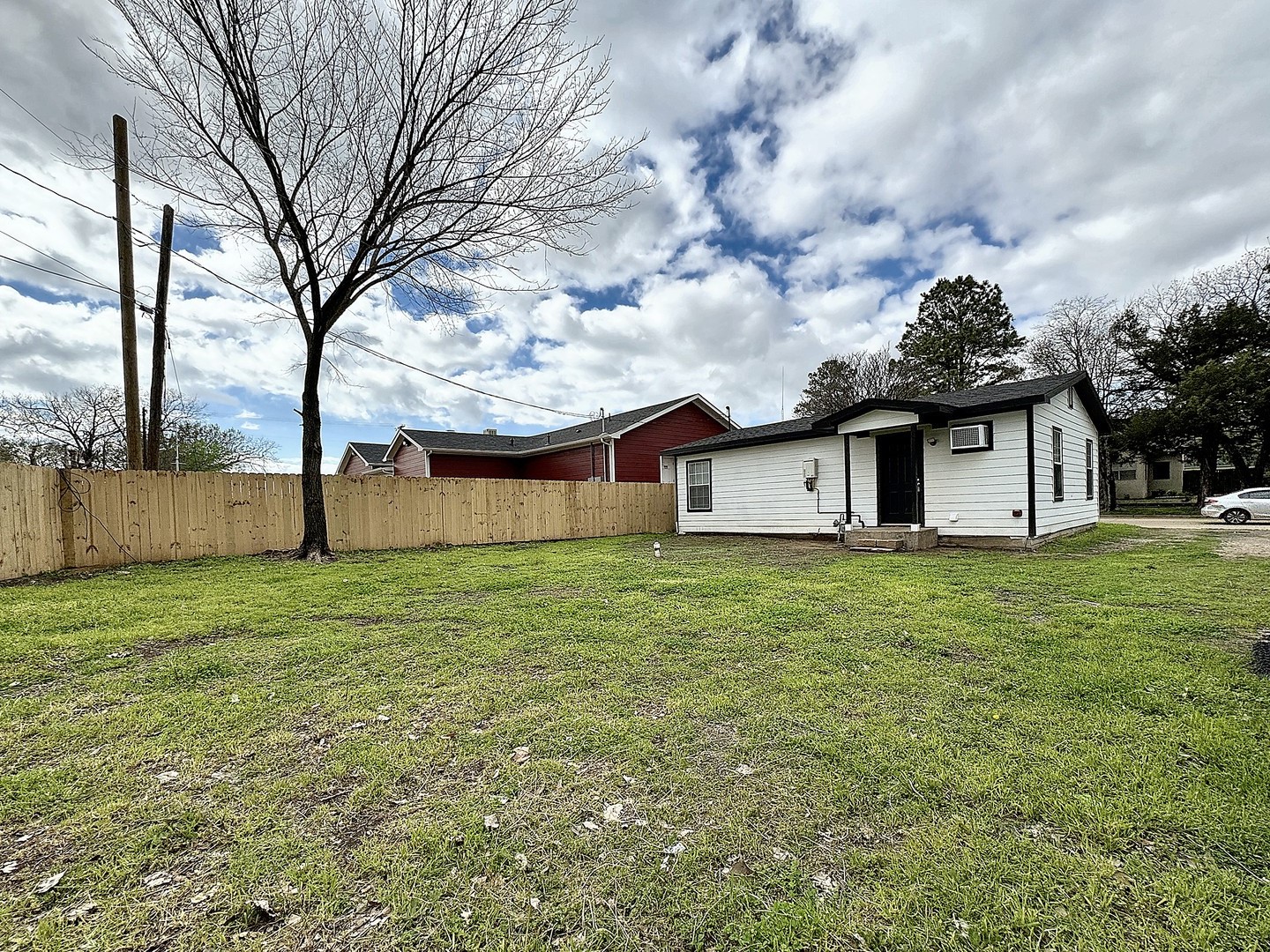 1016 W Crawford Street , Denison, TX, 75020 | 20569544 | Realty Texas LLC