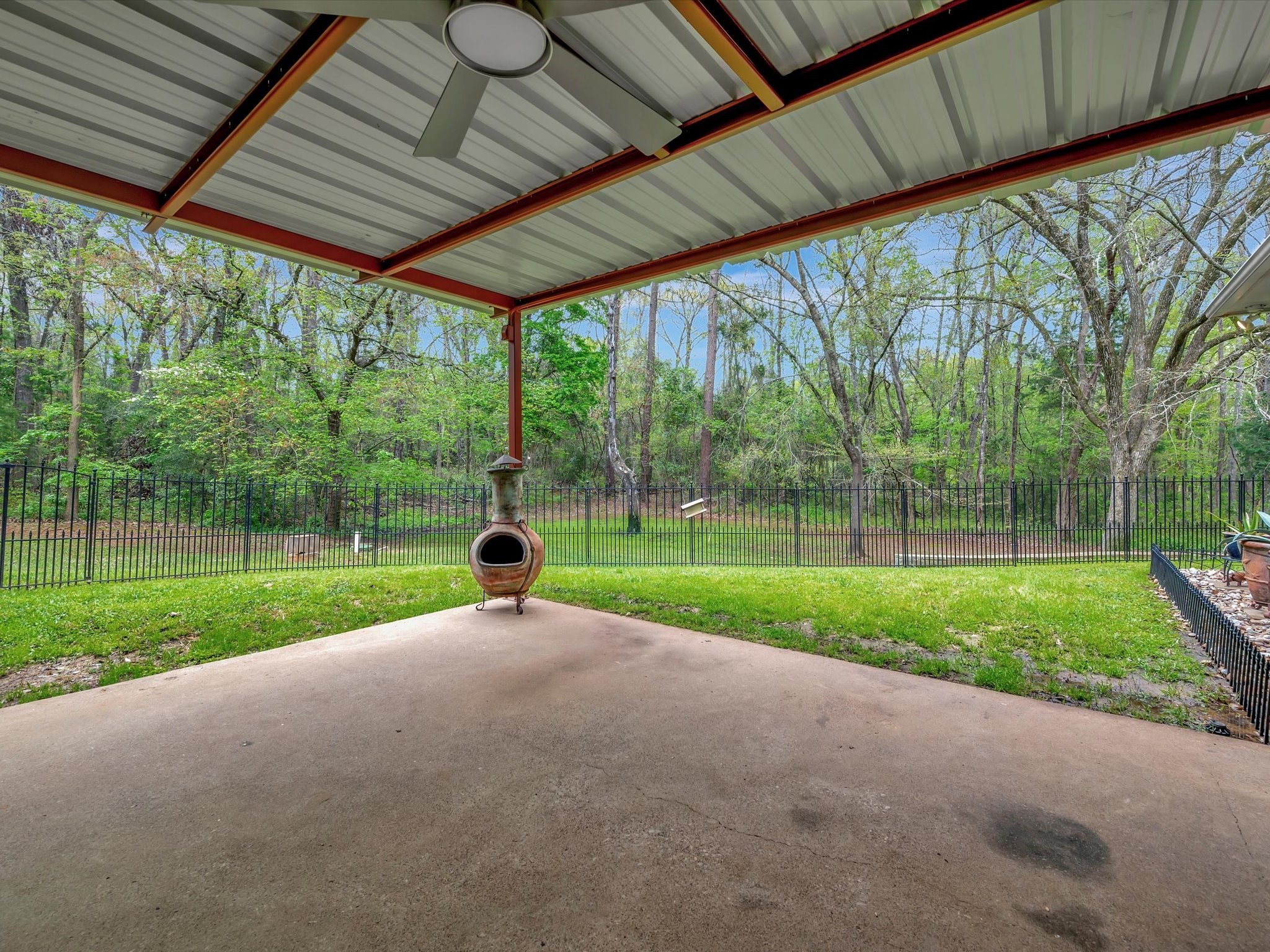 136 Woodway Street , Palestine, TX, 75801 | 48596075 | Realty Texas LLC