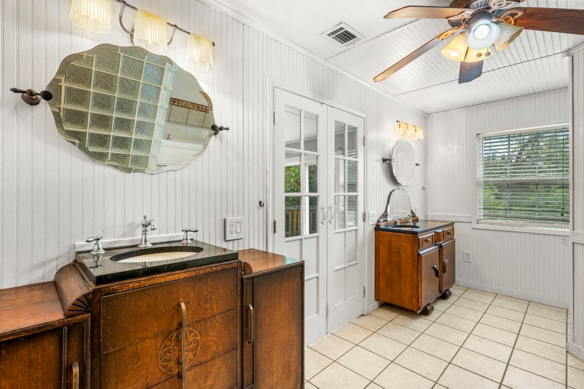 1106 W 3rd Street , Lampasas, TX, 76550 | 7878644 | Realty Texas LLC