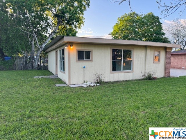 705 E Morgan Avenue , Cuero, TX, 77954 | 538984 | Realty Texas LLC